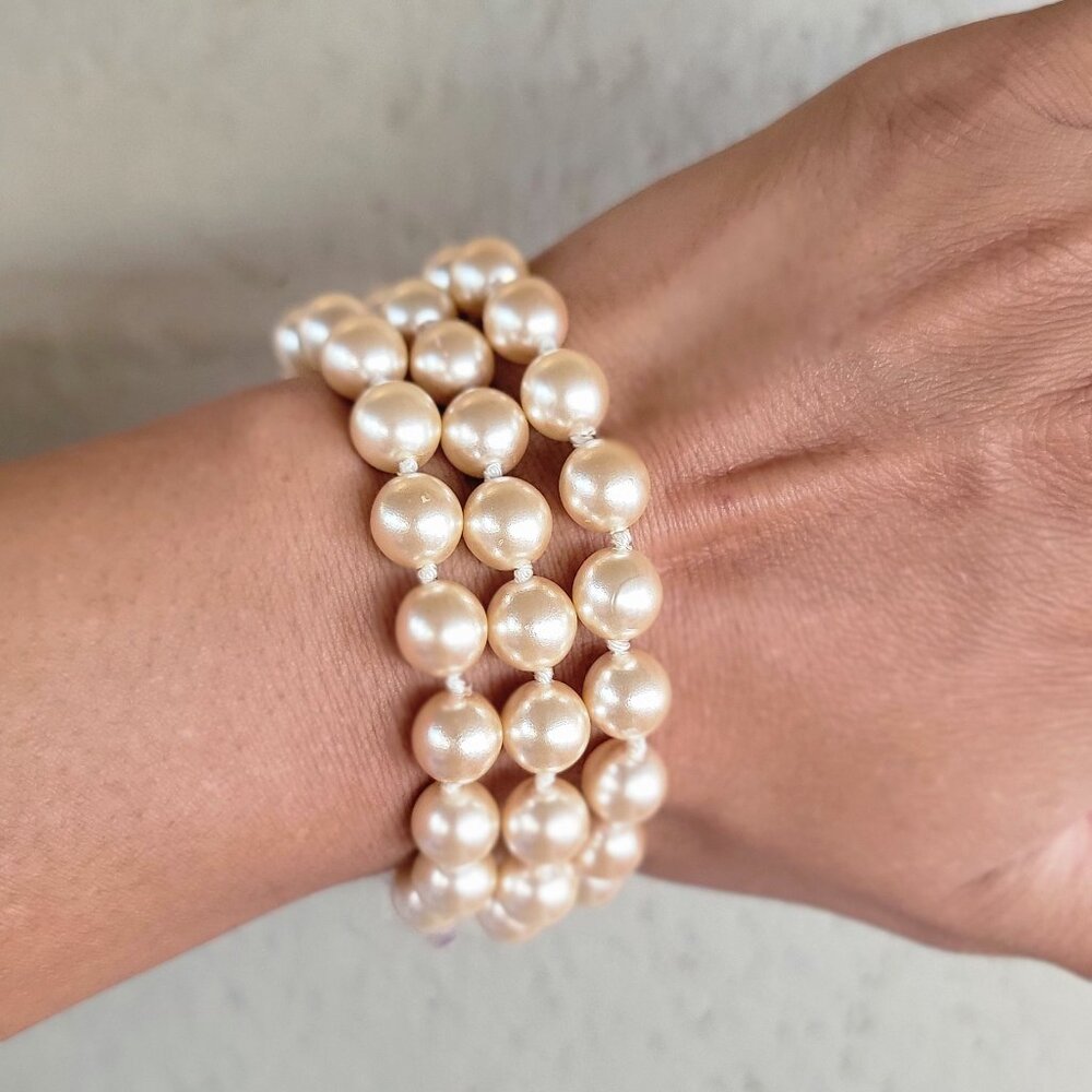 Vintage triple strand gold pearl bracelet sterling silver clasp petite wrist fan